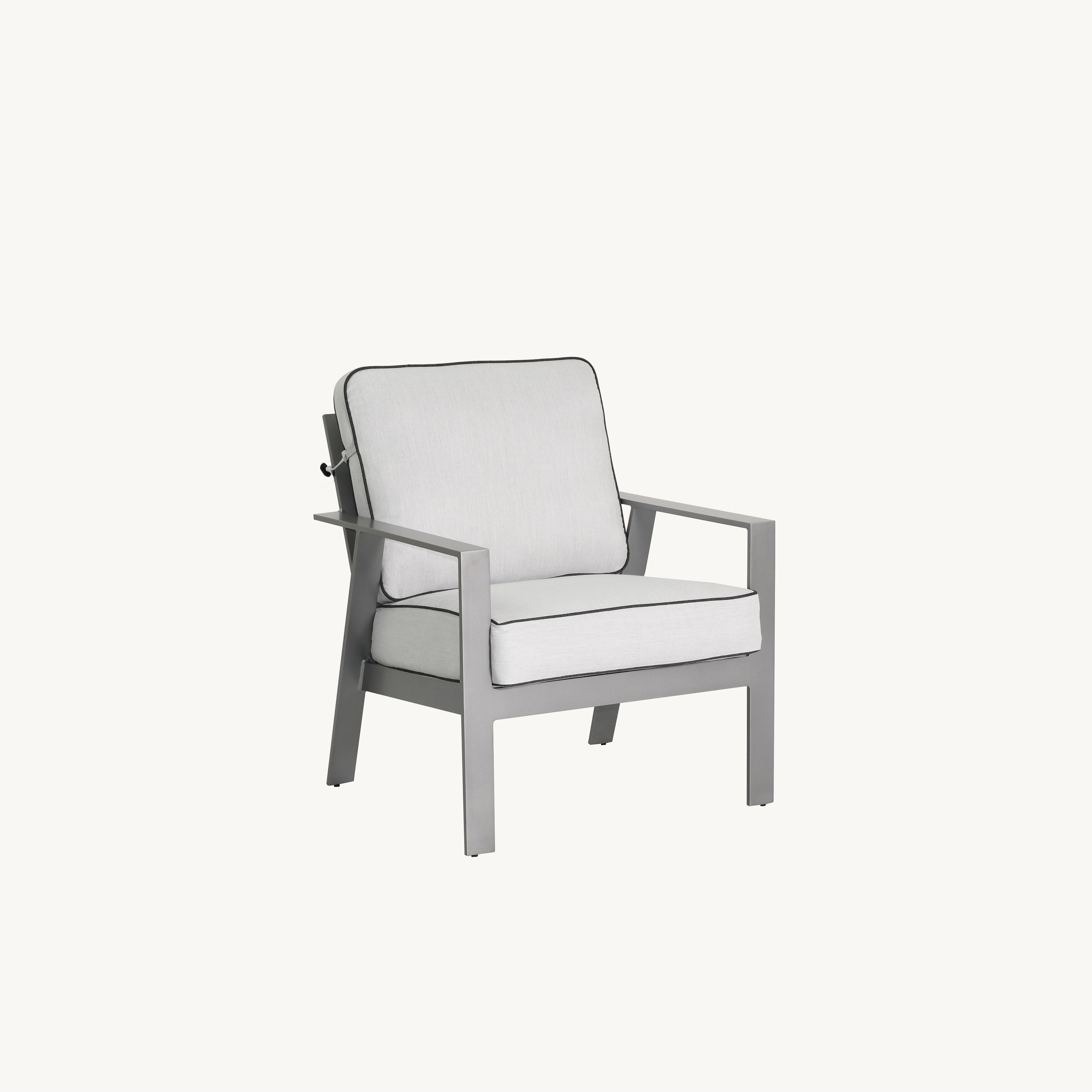 Trento Cushioned Lounge Chair